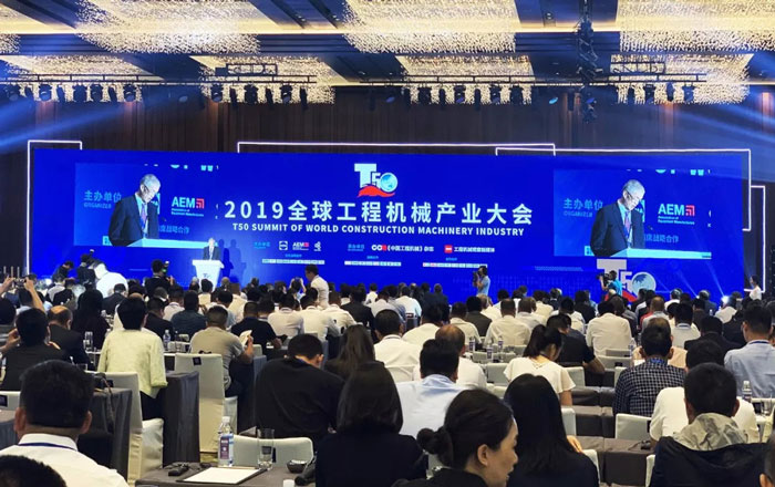 双喜临门！五大联赛在线平台囊括两项工程机械行业大奖